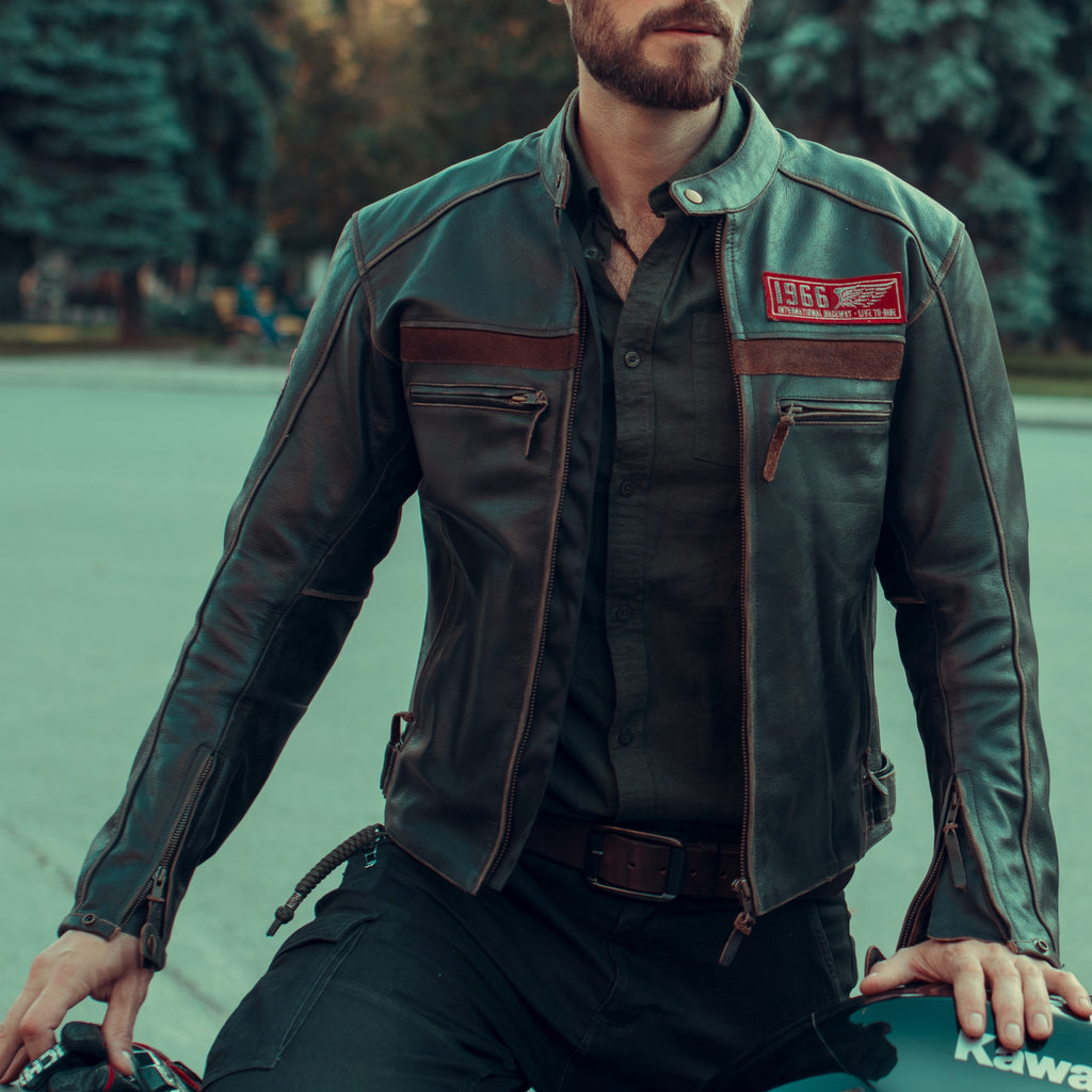 BLOUSON DE MOTO EN CUIR 1966