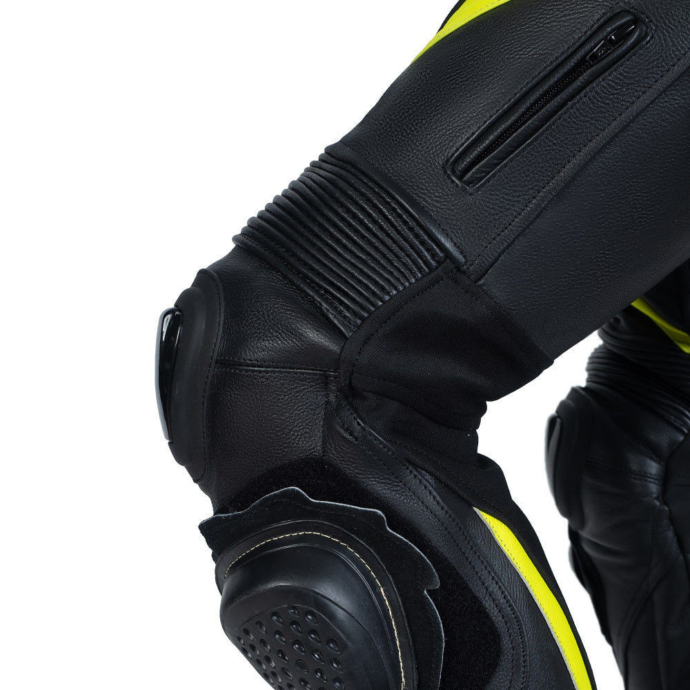 
                  
                    Charger l&amp;#39;image dans la galerie, PANTALON DE MOTO EN CUIR NOIR SCORPIO RÉFLÉCHISSANT
                  
                