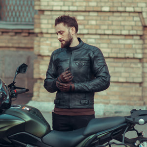 
                  
                    Charger l&amp;#39;image dans la galerie, BLOUSON DE MOTO EN CUIR NOIR DRACULA
                  
                