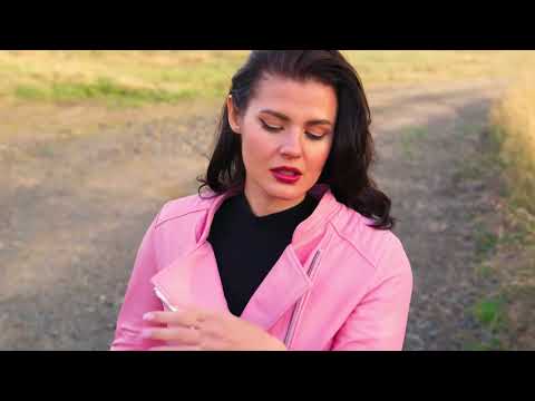 
                  
                    Charger et lire la vidéo dans la visionneuse de la Galerie, BLOUSON DE MOTO EN CUIR ROSETTA POUR FEMME
                  
                