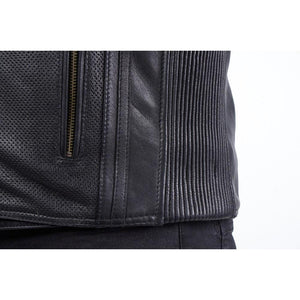 
                  
                    Charger l&amp;#39;image dans la galerie, BLOUSON EN CUIR DE MOTO NOIR VANGUARD, Protections certifiées CE sur les coudes et les épaules, zone lombaire rembourrée, doublure intérieure matelassée en polyester amovible, col rembourré pour un meilleur confort
                  
                
