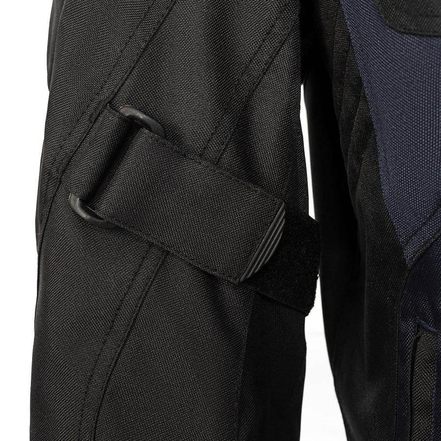 BLOUSON DE MOTO TEXTILE ROCKET BLEU, Protections amovibles certifiées CE sur les épaules, les coudes et le dos, Fermetures à glissière YKK tout autour, fermetures à glissière de 8 pouces et de connexion sur toute la circonférence pour les pantalons