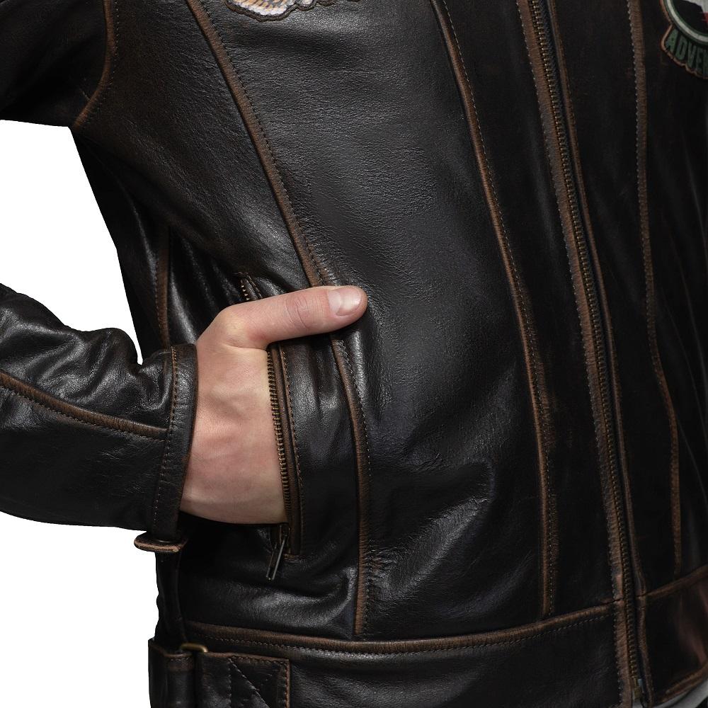 
                  
                    Charger l&amp;#39;image dans la galerie, VIVI IL MOMENTO VESTE EN CUIR DE MOTO RÉTRO, Protections amovibles certifiées CE sur les épaules, les coudes et le dos, Fermetures éclair YKK tout autour, une fermeture éclair de 8 &amp;quot;dans le bas du dos pour se connecter au pantalon
                  
                