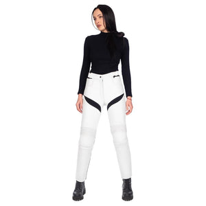 
                  
                    Charger l&amp;#39;image dans la galerie, PANTALON DE MOTO EN CUIR EQUILIBRIUM BLANC FEMME
                  
                